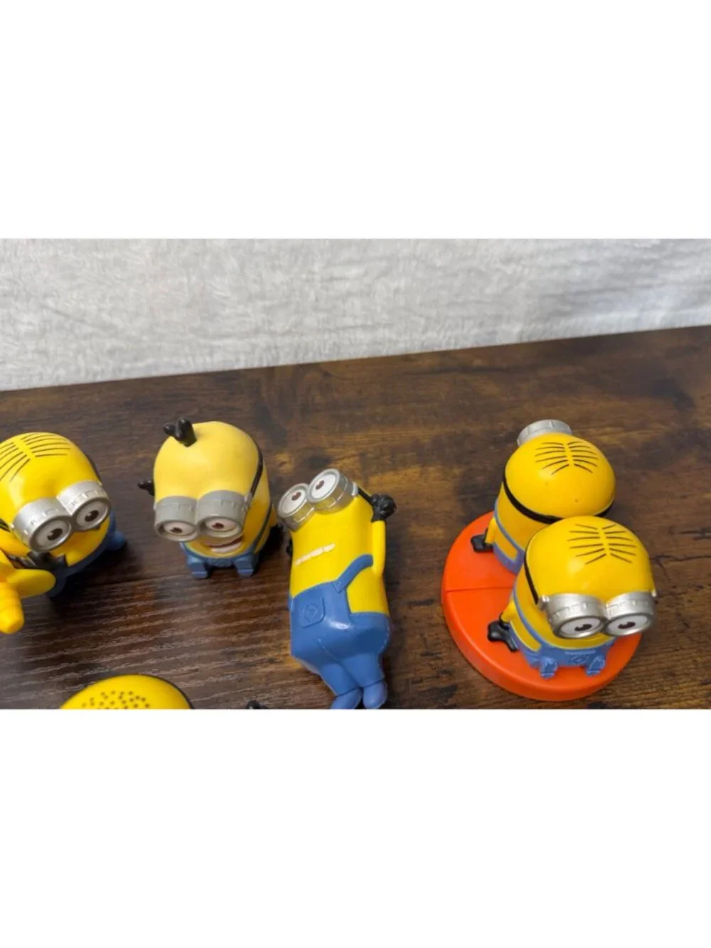 Despicable Me Minions Plastic Figurine Set - 7 Collectible Toys With Accessories